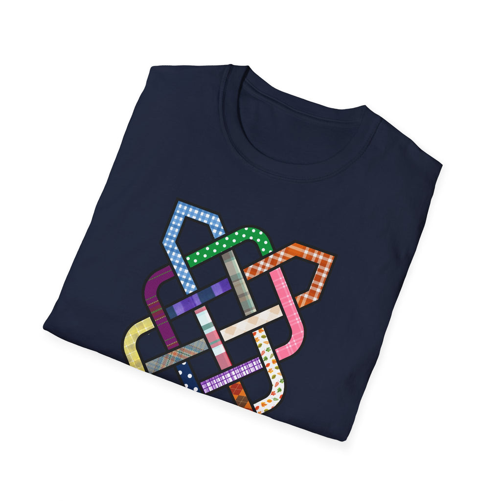 Quilted Knot Print V T-Shirt